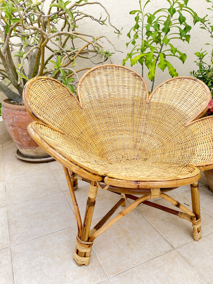 Phool chair