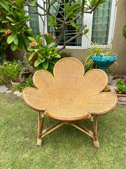 Phool chair